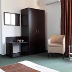 Готель Family нouse -нotel Asai Равда