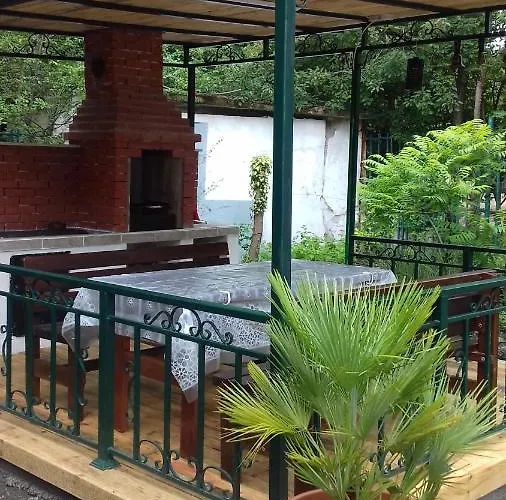 Family нouse -нotel Asai Ravda