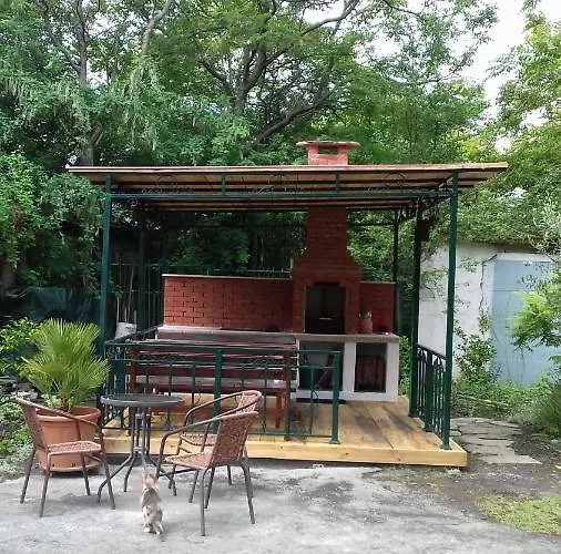 Family нouse -нotel Asai Hotel