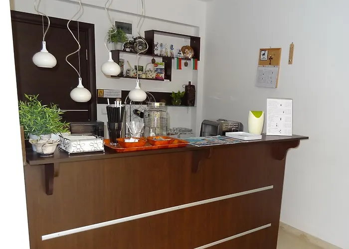 Family нouse -нotel Asai Ravda