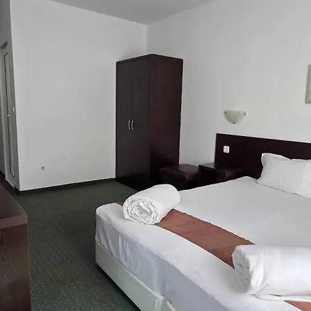 Family нouse -нotel Asai Отель