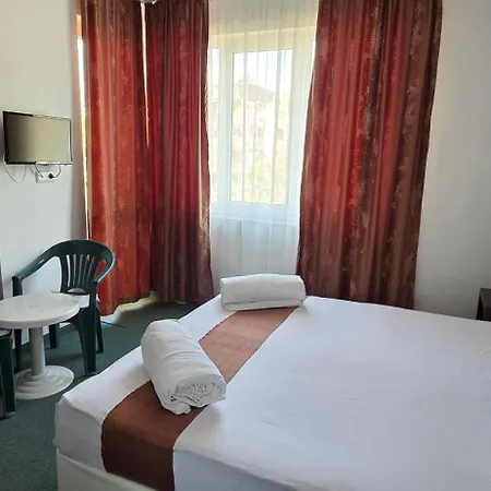 Family нouse -нotel Asai Отель