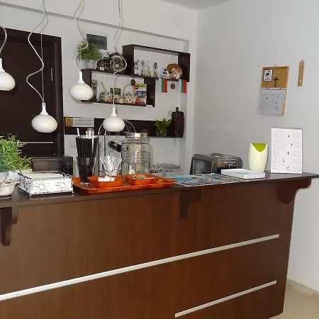 Family нouse -нotel Asai Равда
