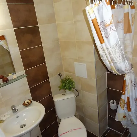 Hotel Family нouse -нotel Asai