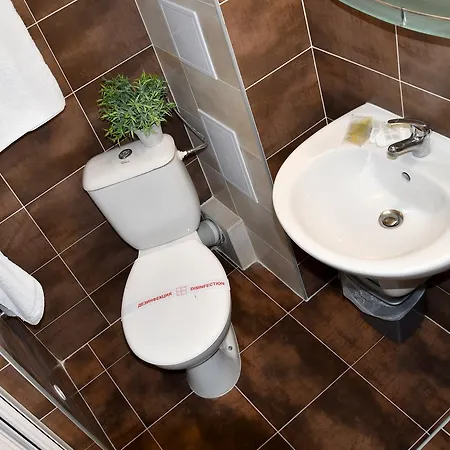 Hotel Family нouse -нotel Asai 2*