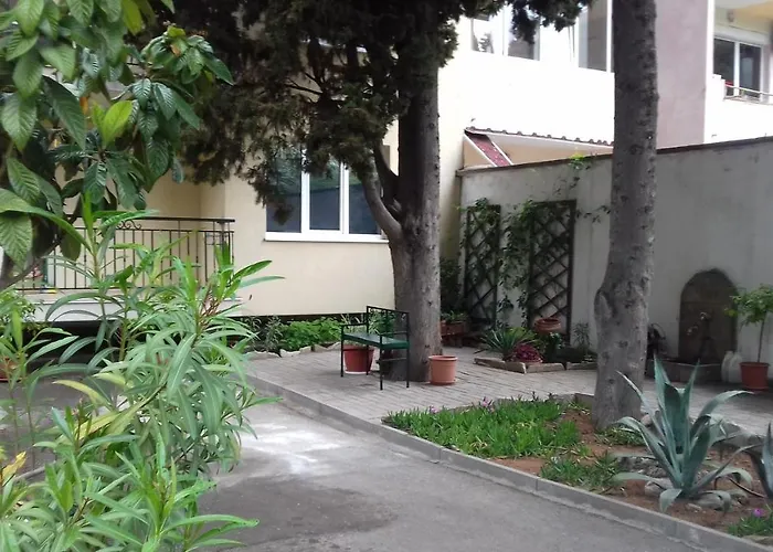 Family нouse -нotel Asai